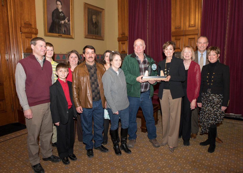 Varina Hometown Pride committee receiving Robert D. Ray Award for Excellence